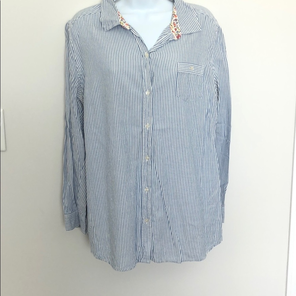 Old Navy Button Down